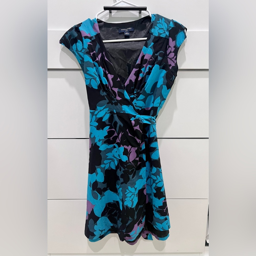 Banana republic wrap dress 00Petite